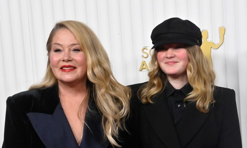 Christina Applegate i Sadie LeNoble