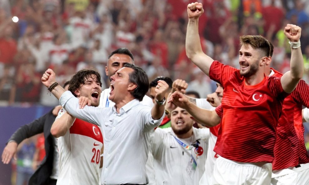 Vincenzo Montella i turski reprezentativci