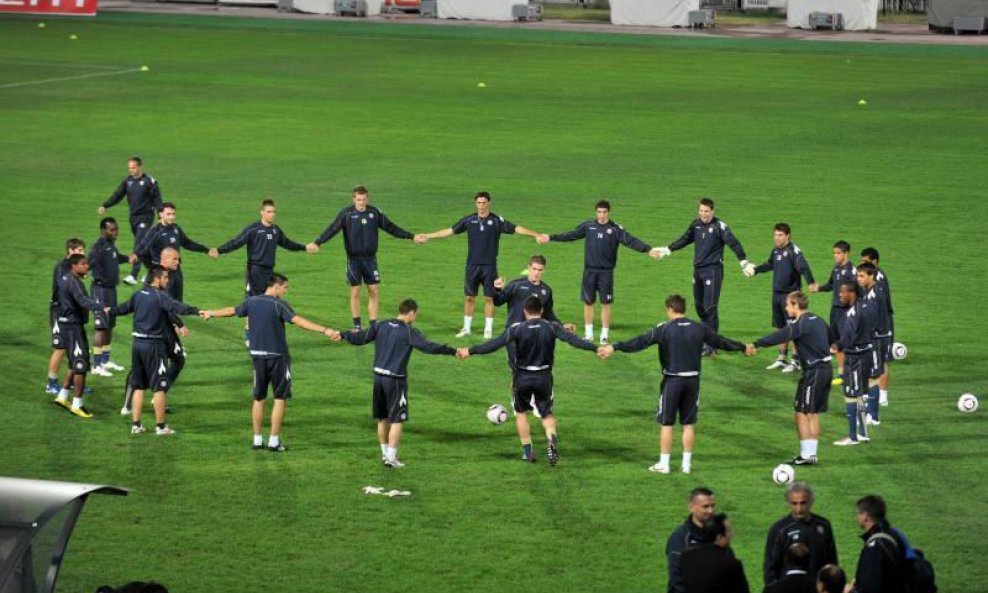 Dinamov trening na stadionu PAOK-a