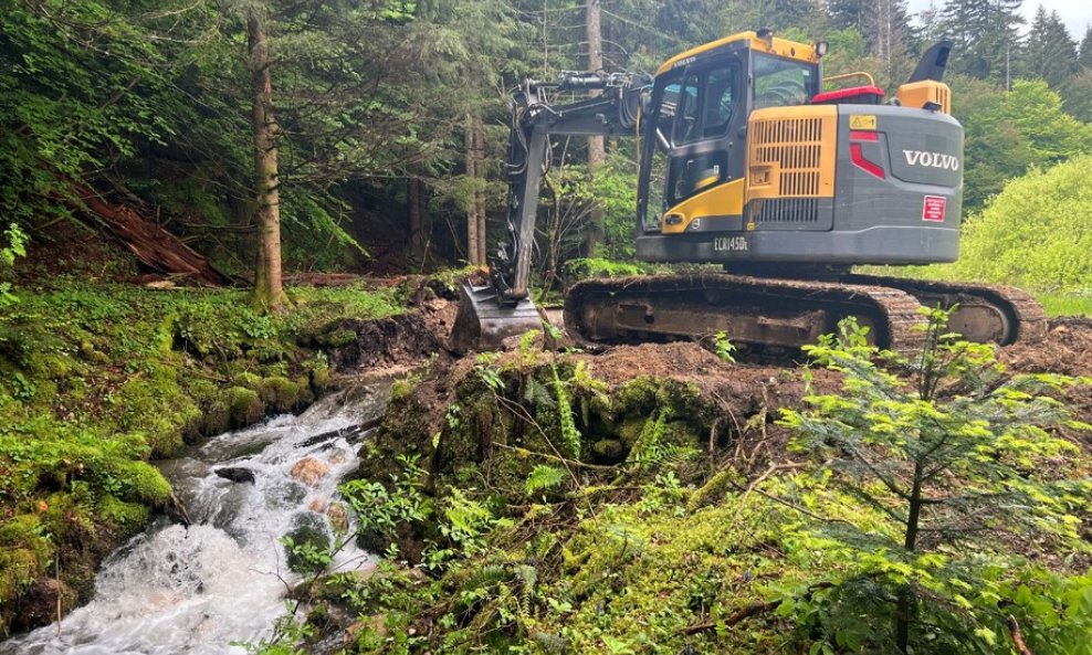 Uklanjanje barijera na Bijeloj rijeci