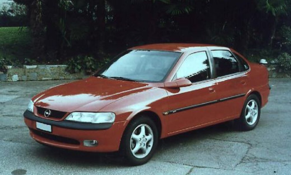 OPEL-Vectra-2-0-DI--1996-1998-