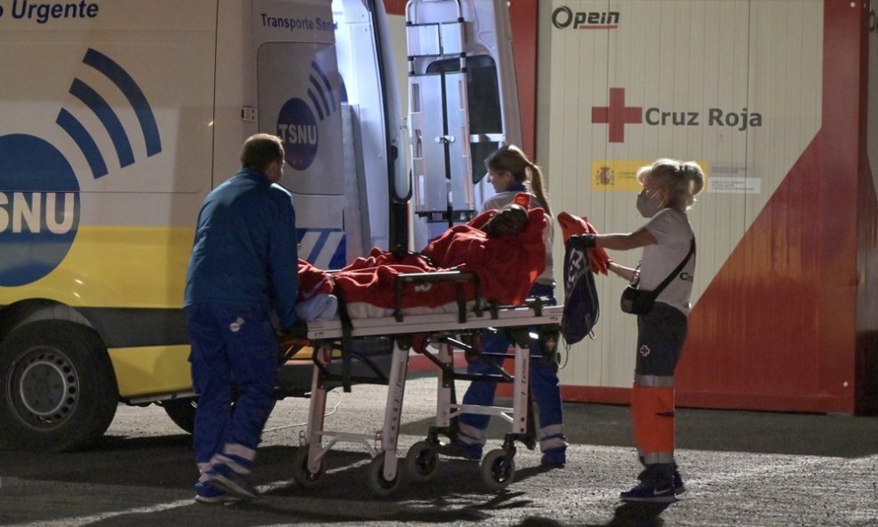 45 ljudi je ozlijeđeno u prevrtanju autobusa u Španjolskoj