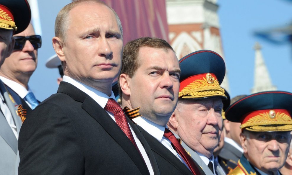 Vladimir Putin i Dmitrij Medvedev