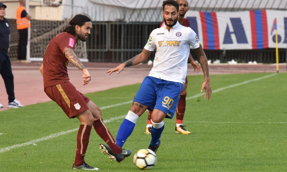 Leonard Zuta (lijevo) vs. Savvas Gentsoglou