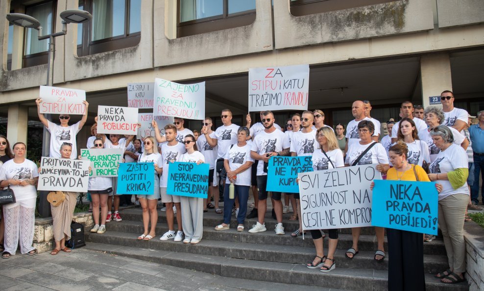 Prosvjed u Dubrovniku