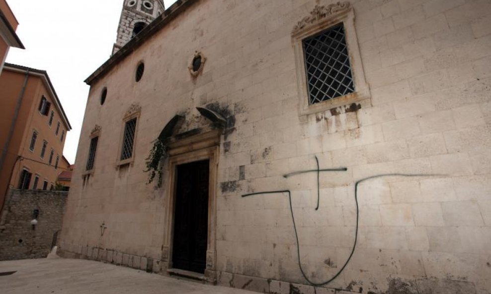 Ustaški grafiti i dalje preplavljuju hrvatske zidove
