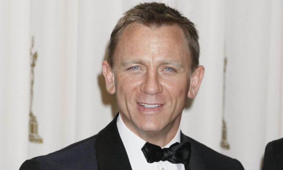 Daniel Craig