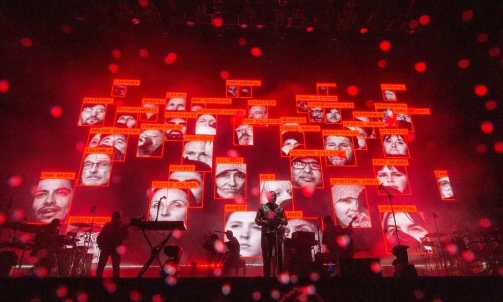 Završni dan kulminira uz kultni Massive Attack