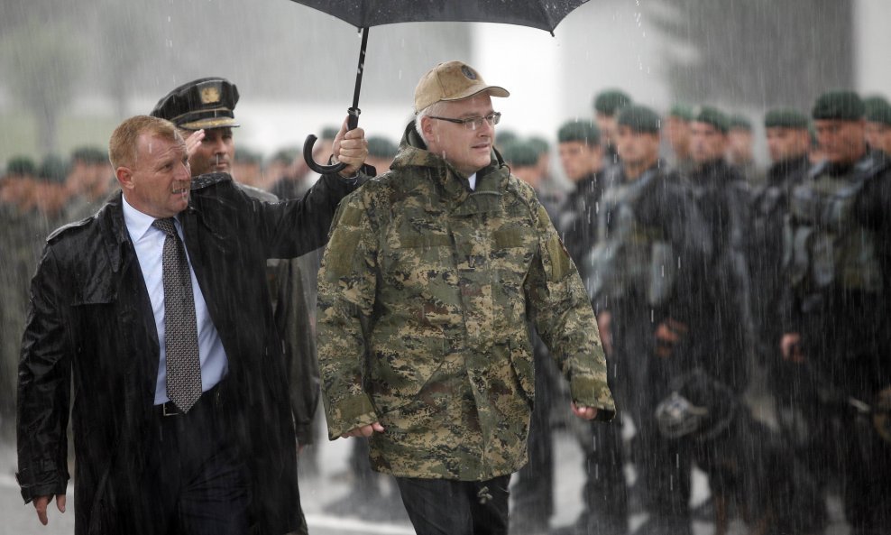 Josipović u maskirnoj uniformi