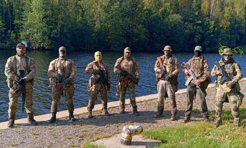 Ruska neonacistička paravojna skupina Rusič