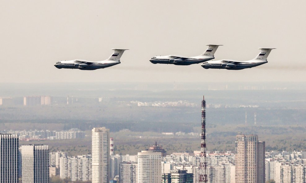 Ruski IL- 76 - ilustracija