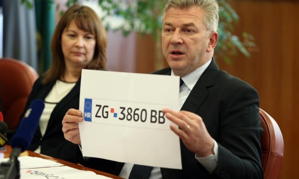 Ranko Ostojić registracijske pločice