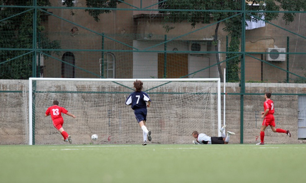 Nogometno igralište Belveder