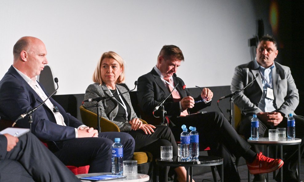 Adrian Ježina, Nataša Rapaić, Dejan Turk i Marijan Rengel