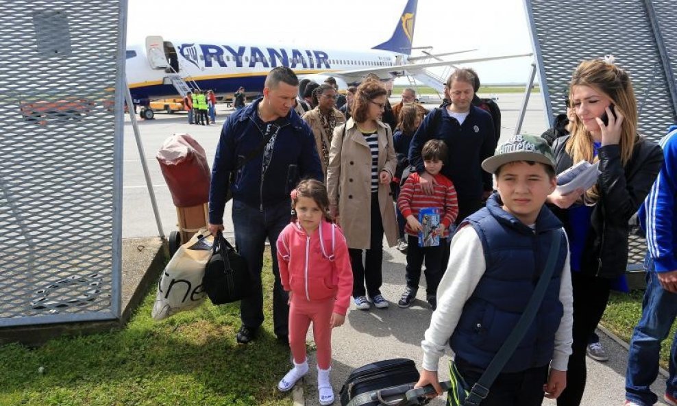 Zračna luka osijek ryanair