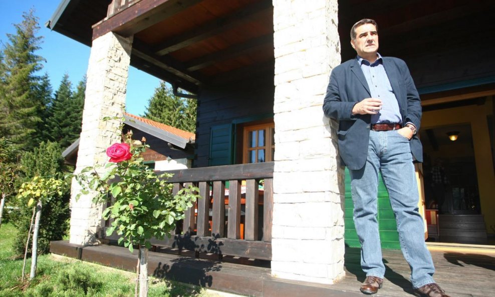 Nadan Vidošević na svom imanju u Gorskom kotaru