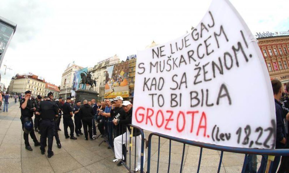 HČSP ANTIGAY PROSVJED