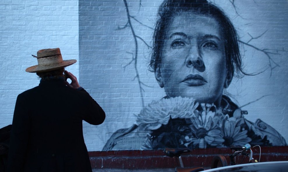 Marina Abramović mural