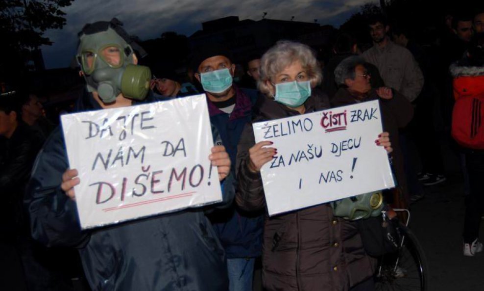 Prosvjed u Slavonskom Brodu 01