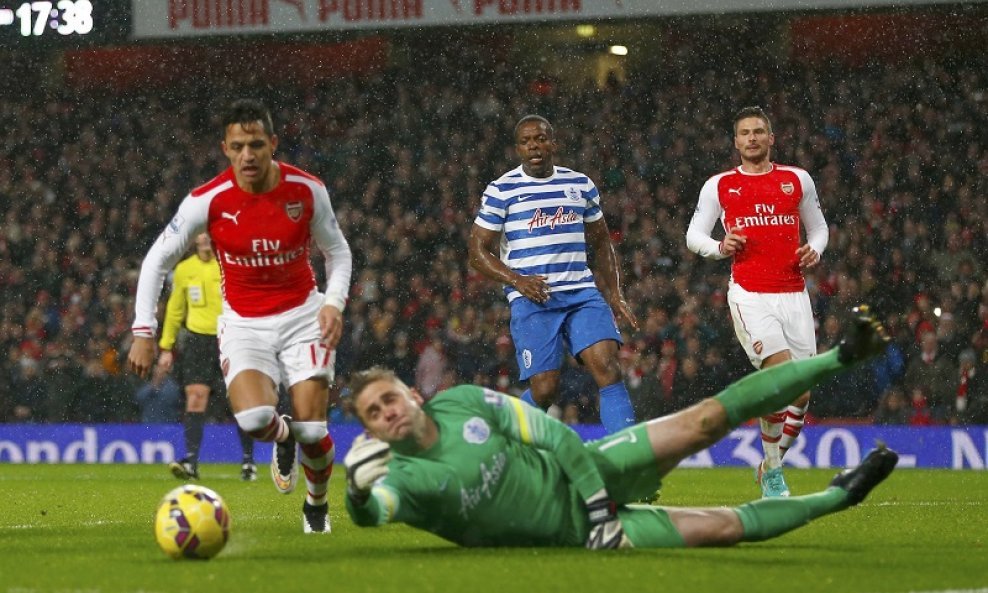Alexis Sanchez protiv QPR-a