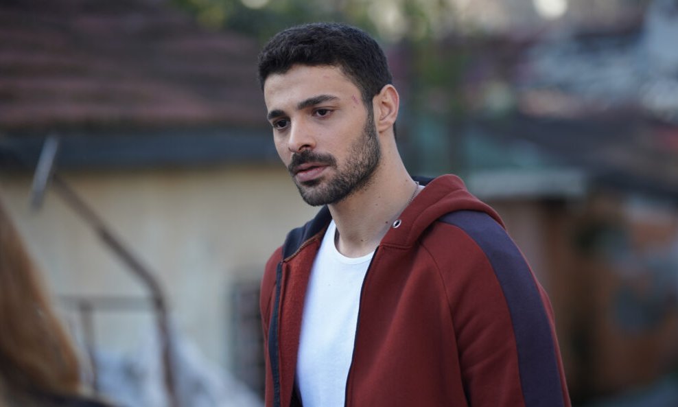 Halit Ozgur Sari