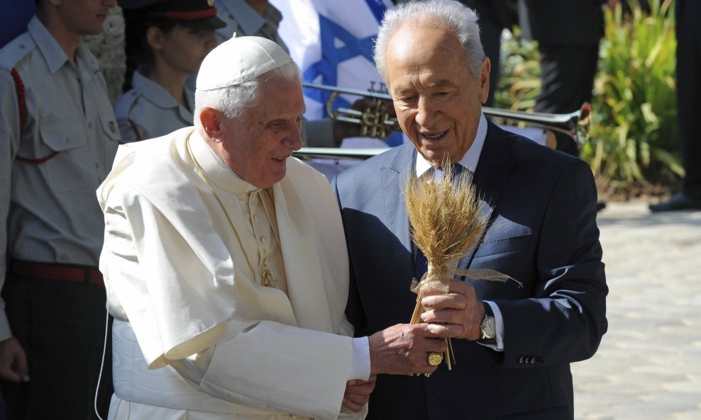 Papa Benedikt XVI. i Shimon Peres