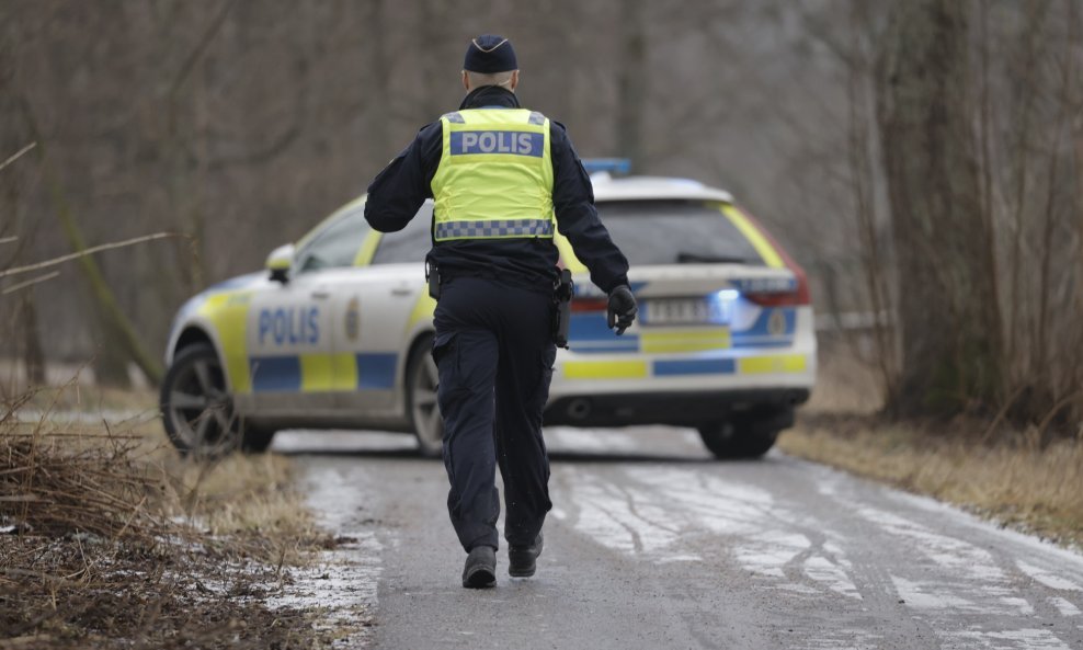 Švedska policija na mjestu očevida napada na kampus u mjestu Örebro
