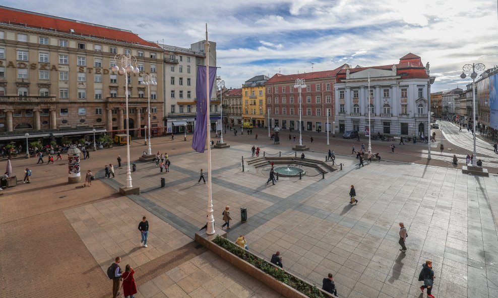 Trg Bana Josipa Jelačića