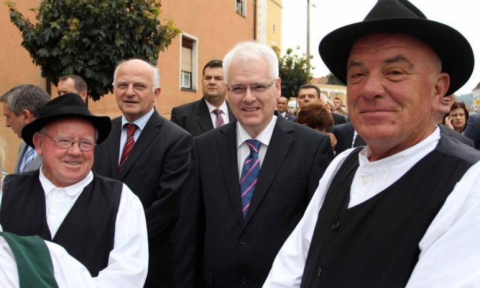 Ivo Josipović, Josip Leko