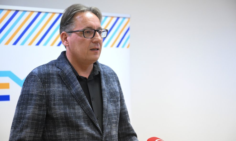 Ilustracija / Josip Popovac, ravnatelj Agencije i predsjednik Vijeća za elektroničke medije