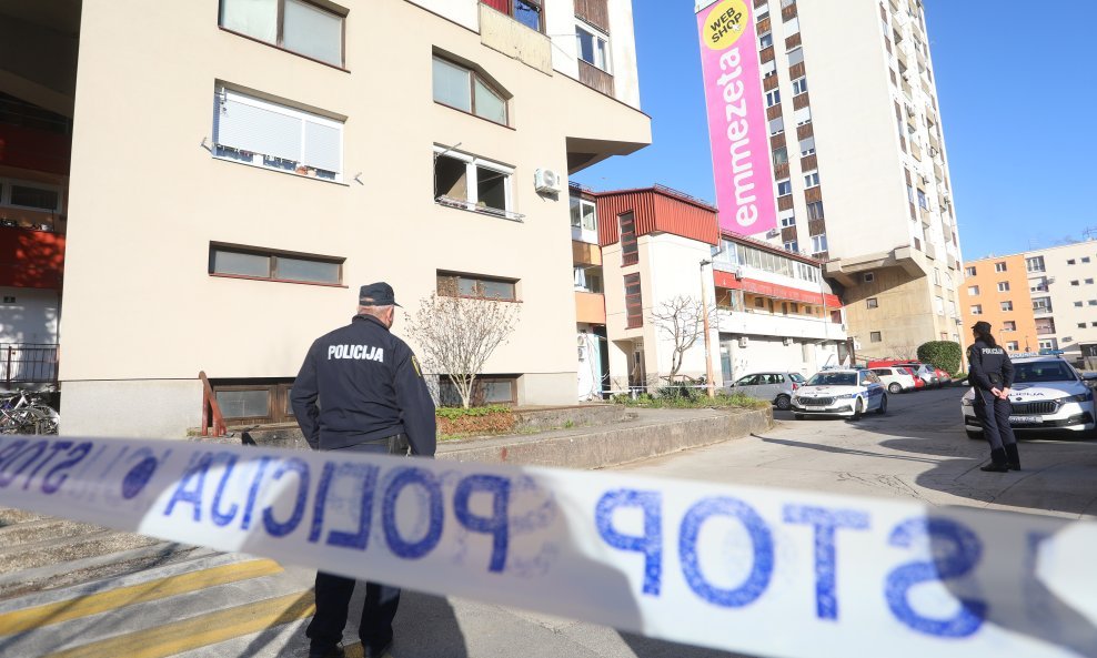Eksplozija u stanu u Karlovcu