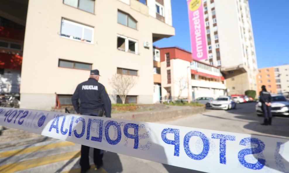 Eksplozija u stanu u Karlovcu