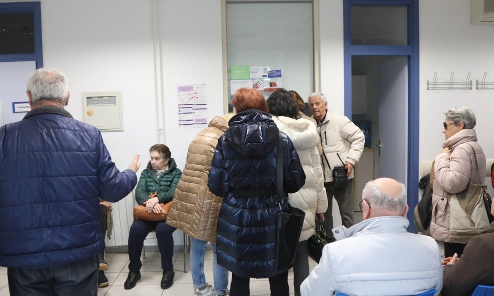 Sve više umirovljenika ima besplatno dopunsko zdravstveno osiguranje