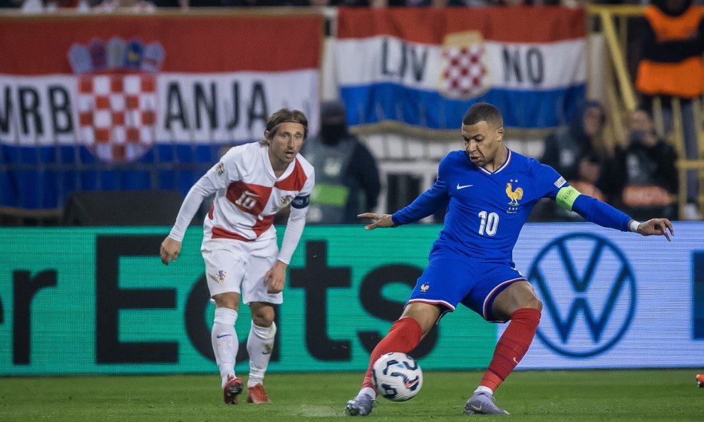 Luka Modrić vs. Kylian Mbappe