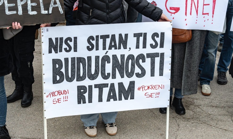 Ilustracija / Mladi protestiraju