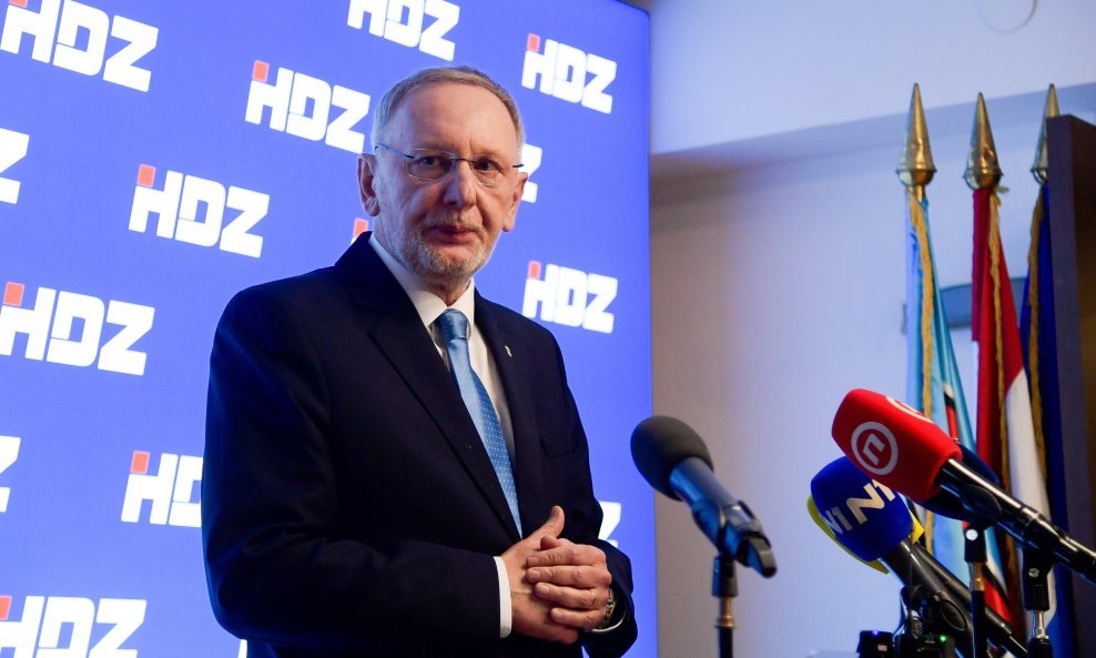 Davor Božinović