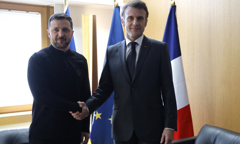 Volodimir Zelenski i Emmanuel Macron
