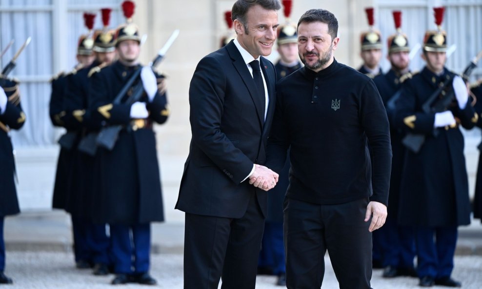 Emmanuel Macron i Volodimir Zelenski