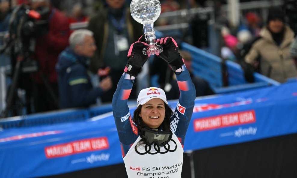 Zrinka Ljutić