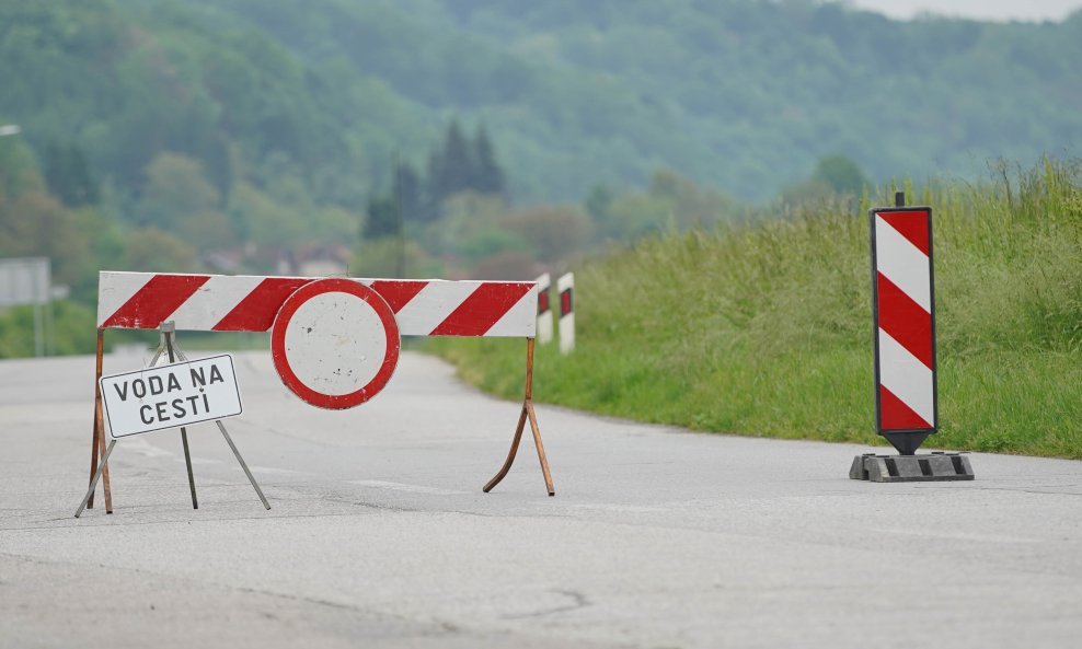 Ilustracija / Upozorenje od poplave