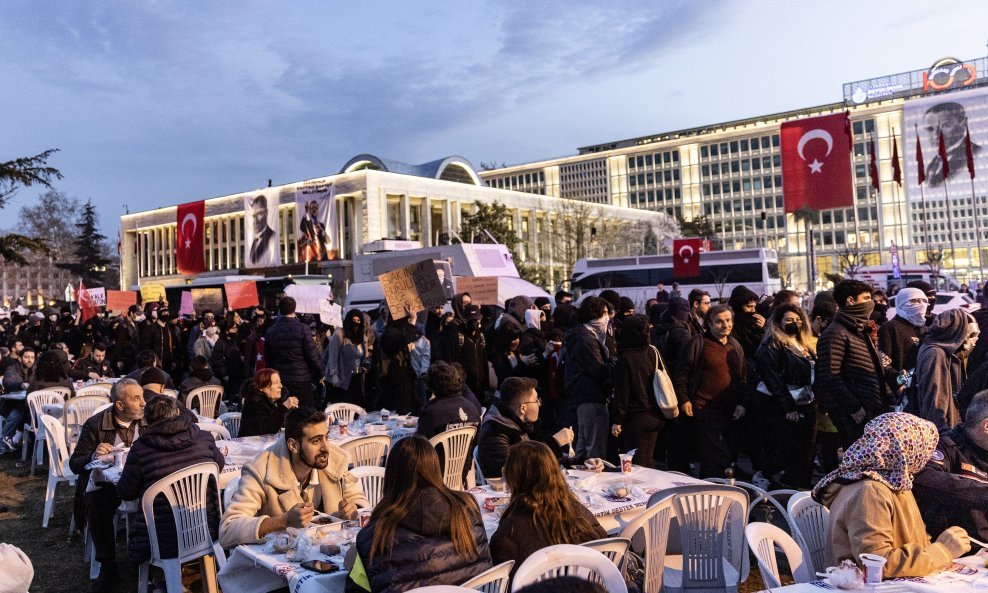 Protesti u Istanbulu