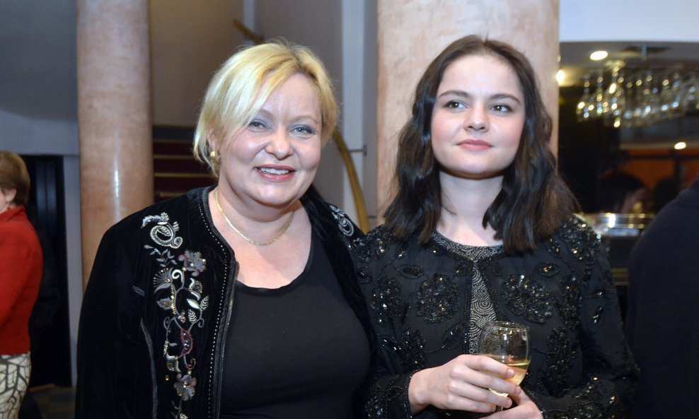 Ksenija Marinković i Korana Ugrina