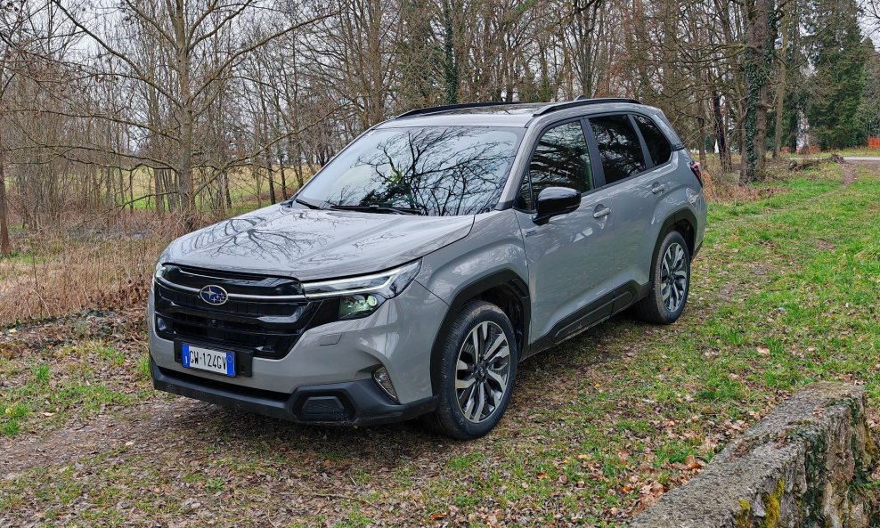 Subaru Forester 2.0i CVT Lineartronic MHEV 136 Premium