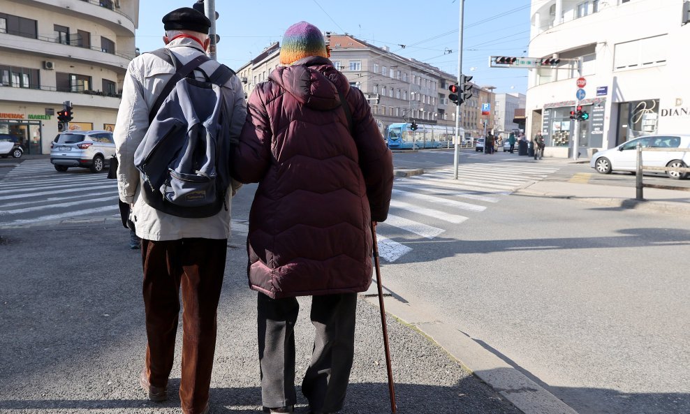 Umirovljenici, ilustrativna fotografija