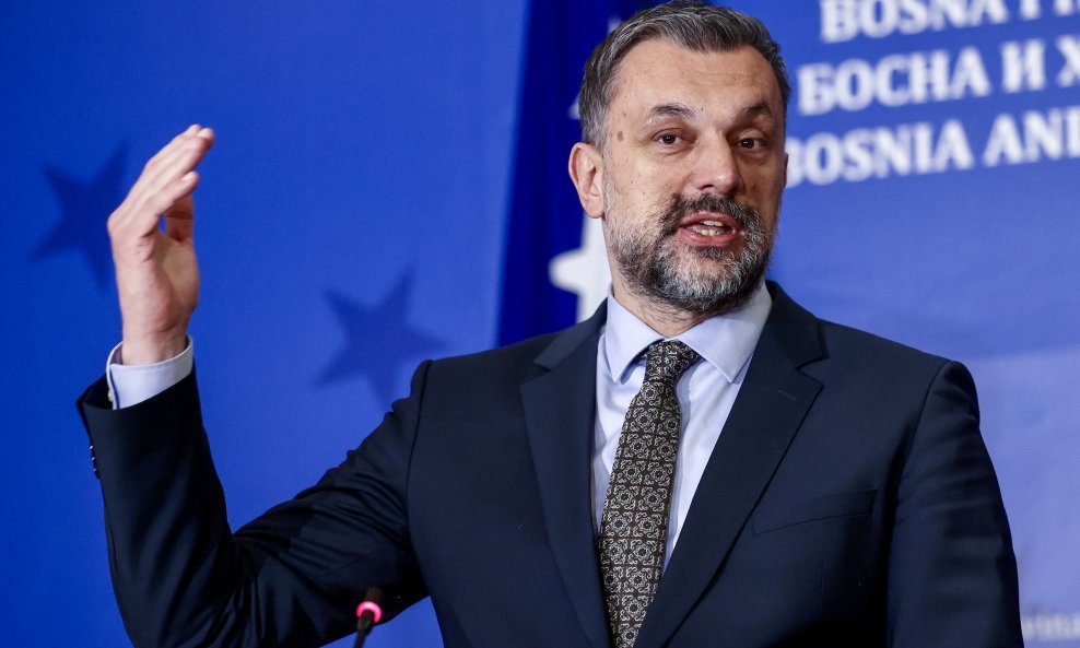 Elmedin Konaković