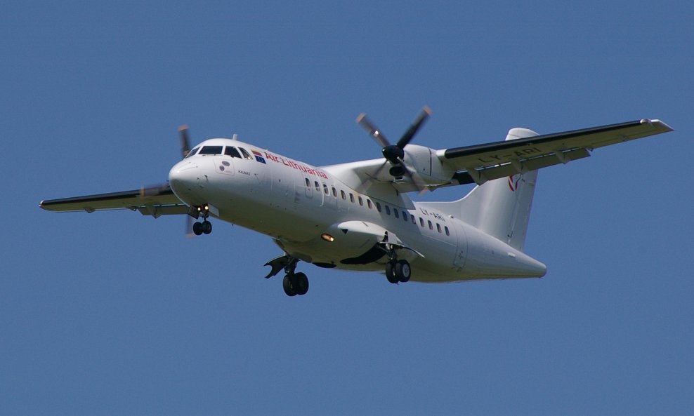 ATR 42