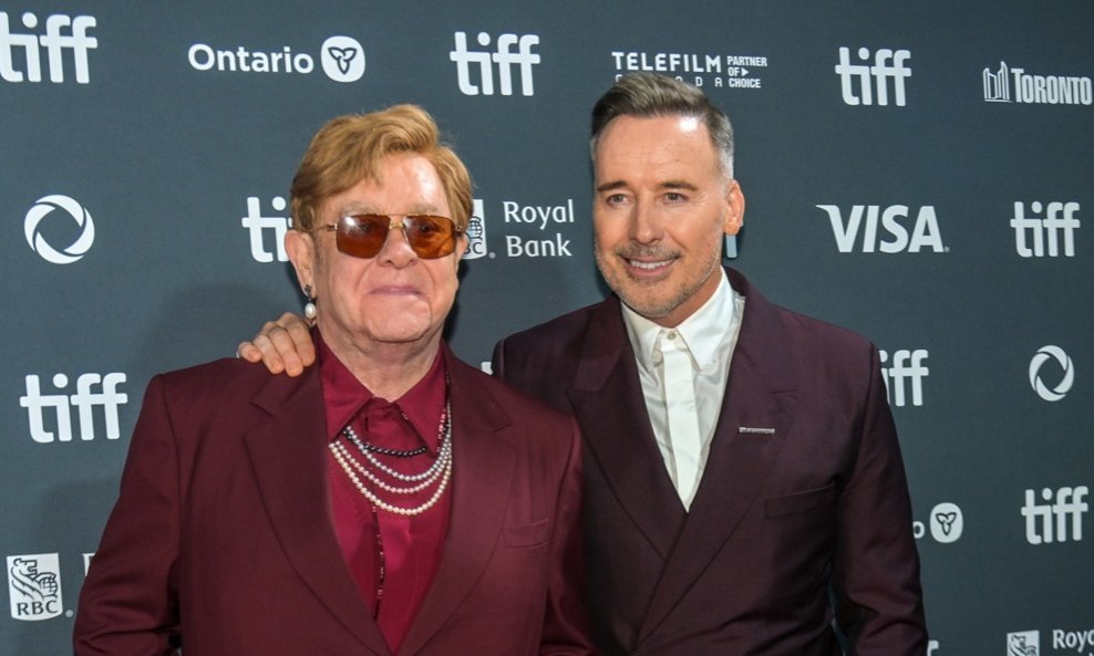 Elton John sa suprugom Davidom Furnishom