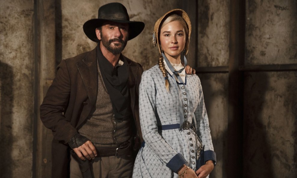 Isabel May i Tim McGraw u seriji '1883'