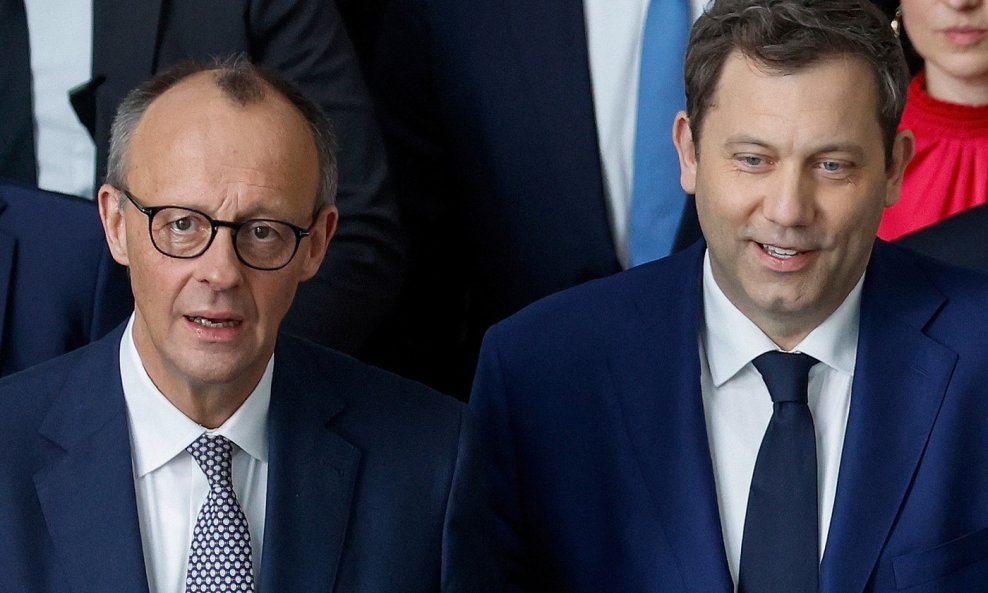 Friedrich Merz (CDU)  i Lars Klingbeil (SPD)