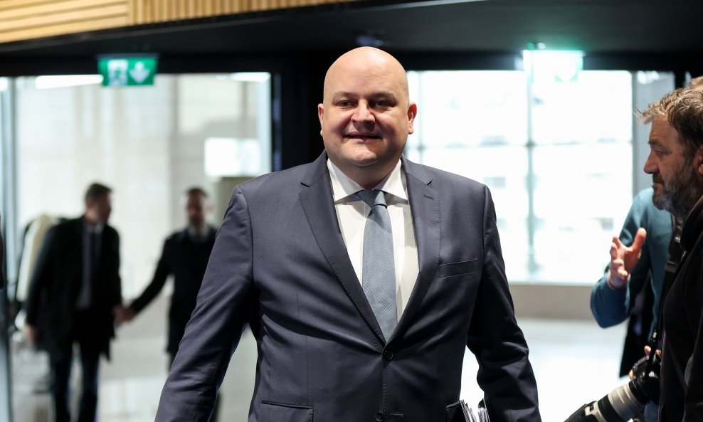 Ministar gospodarstva Ante Šušnjar